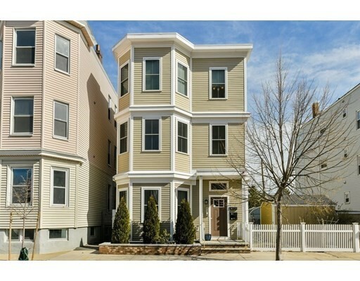 Property Photo:  282 Maverick St 2  MA 02128 