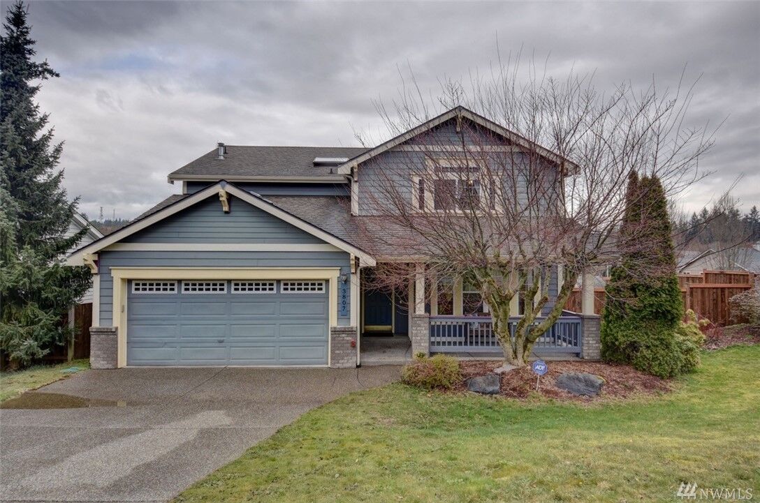 Property Photo:  3807 Antsen St SW  WA 98512 