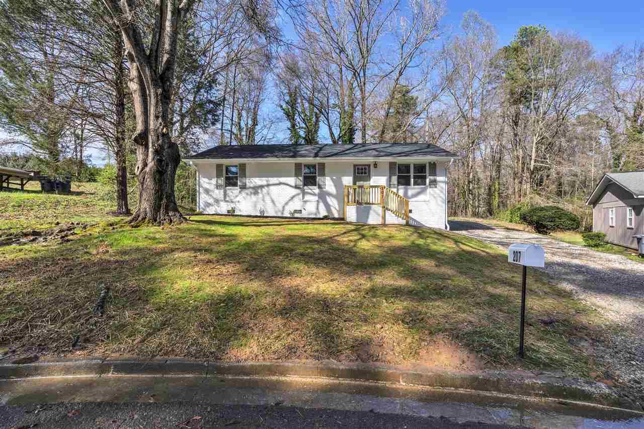 Property Photo:  207 Carlton Drive  SC 29302 