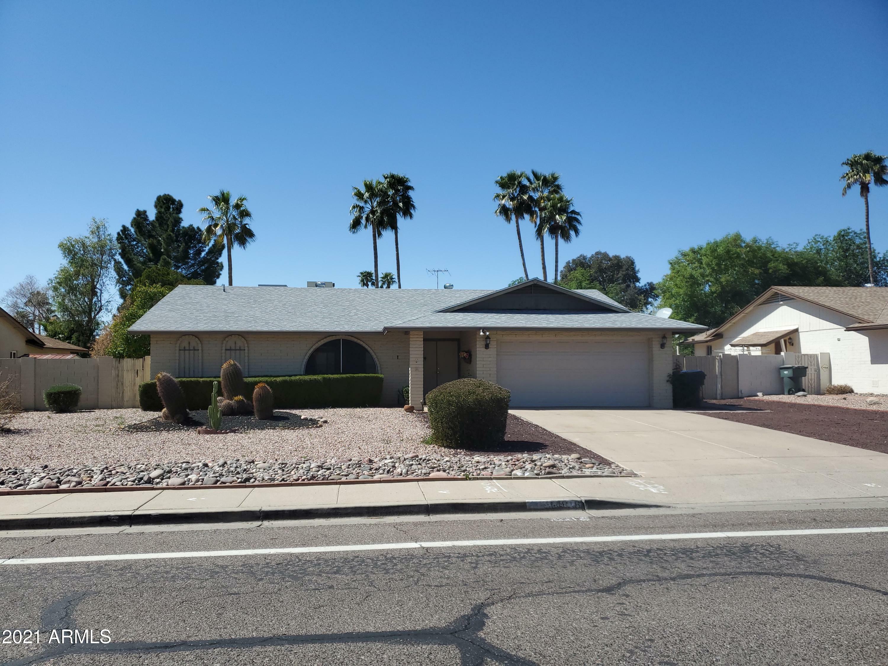 Property Photo: 14818 N 52nd Street N AZ 85254