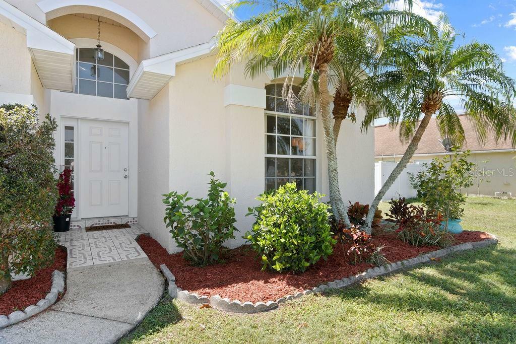 Property Photo: 1732 Millbridge Court FL 32837