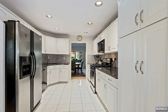 Property Photo: 3 Lenox Court NJ 07045