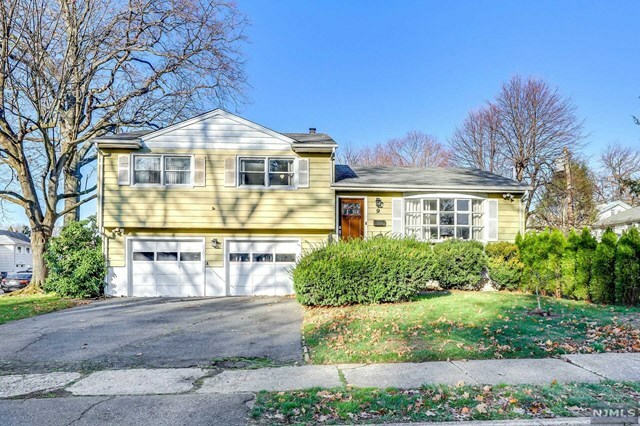 Property Photo: 9 Skyview Road NJ 07003