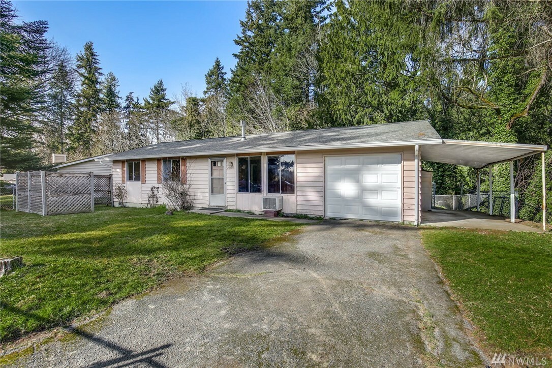 Property Photo:  20606 NE 76th Place  WA 98053 