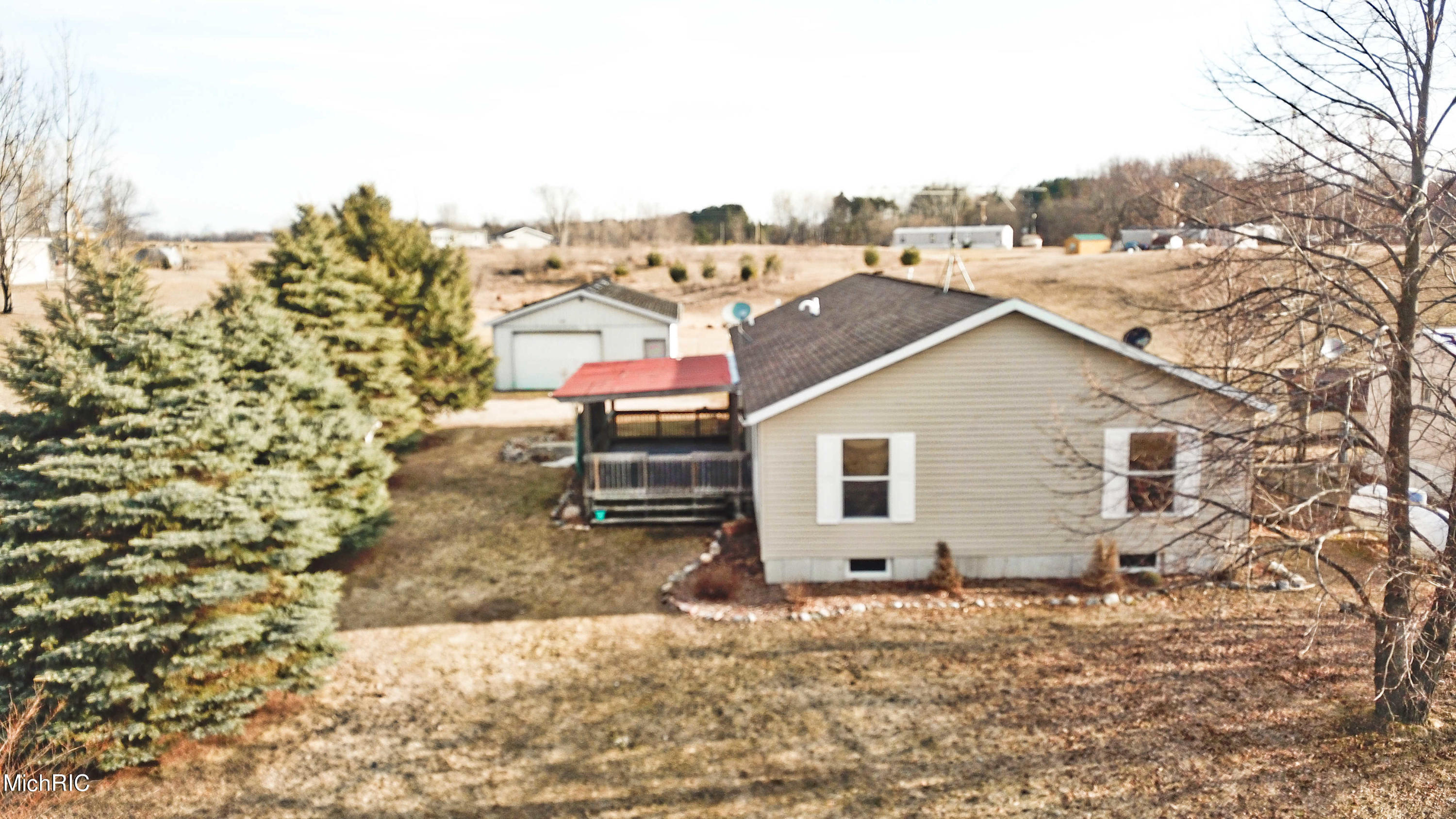 Property Photo: 8340 Lakeview Boulevard MI 49342
