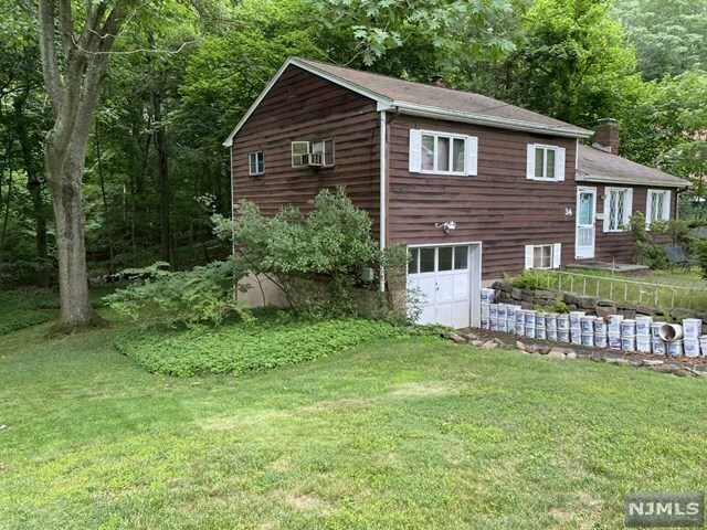 34 Glenwood Avenue  Demarest NJ 07627 photo