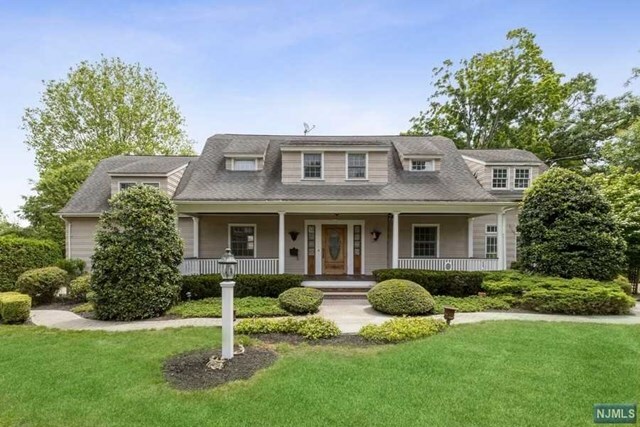 1 Haworth Drive  Haworth NJ 07641 photo