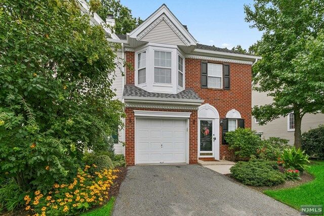 Property Photo: 72 Washington Court NJ 07082
