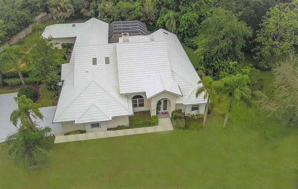 Property Photo:  3319 SW Woodcreek Trail  FL 34990 