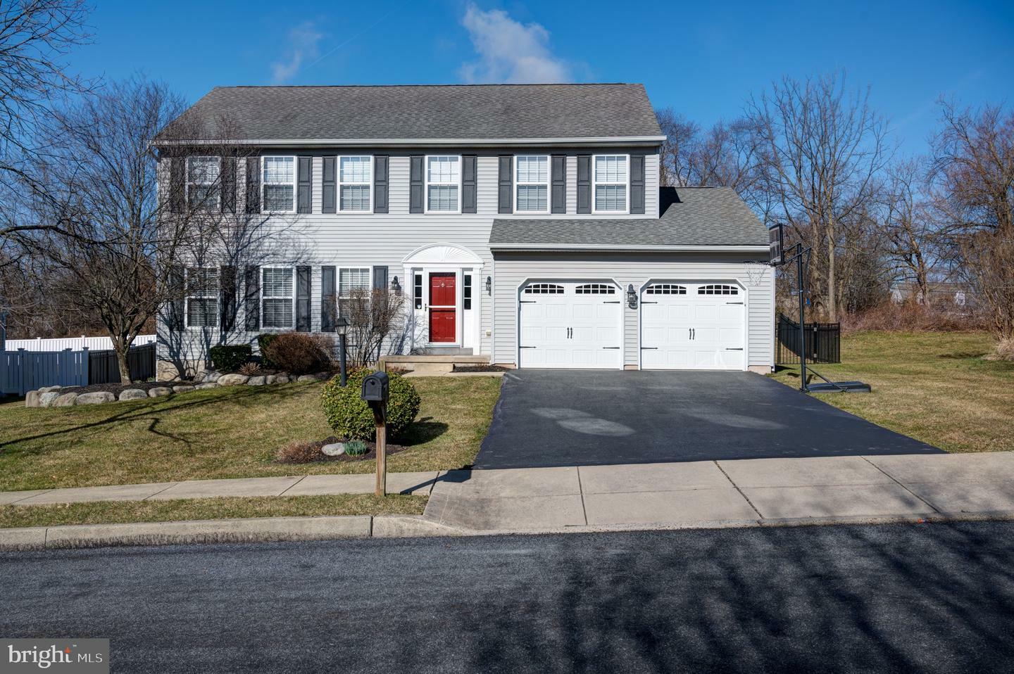 Property Photo:  1104 Sun Valley Drive  PA 19468 