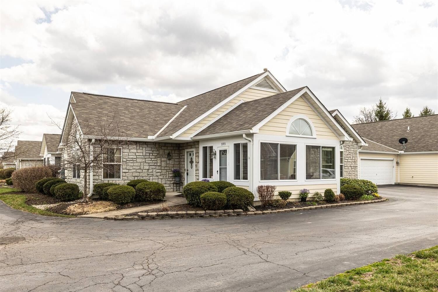 Property Photo:  3393 Ravine Pl  OH 45039 