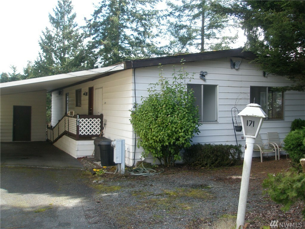 Property Photo:  13320 Highway 99 171  WA 98204 