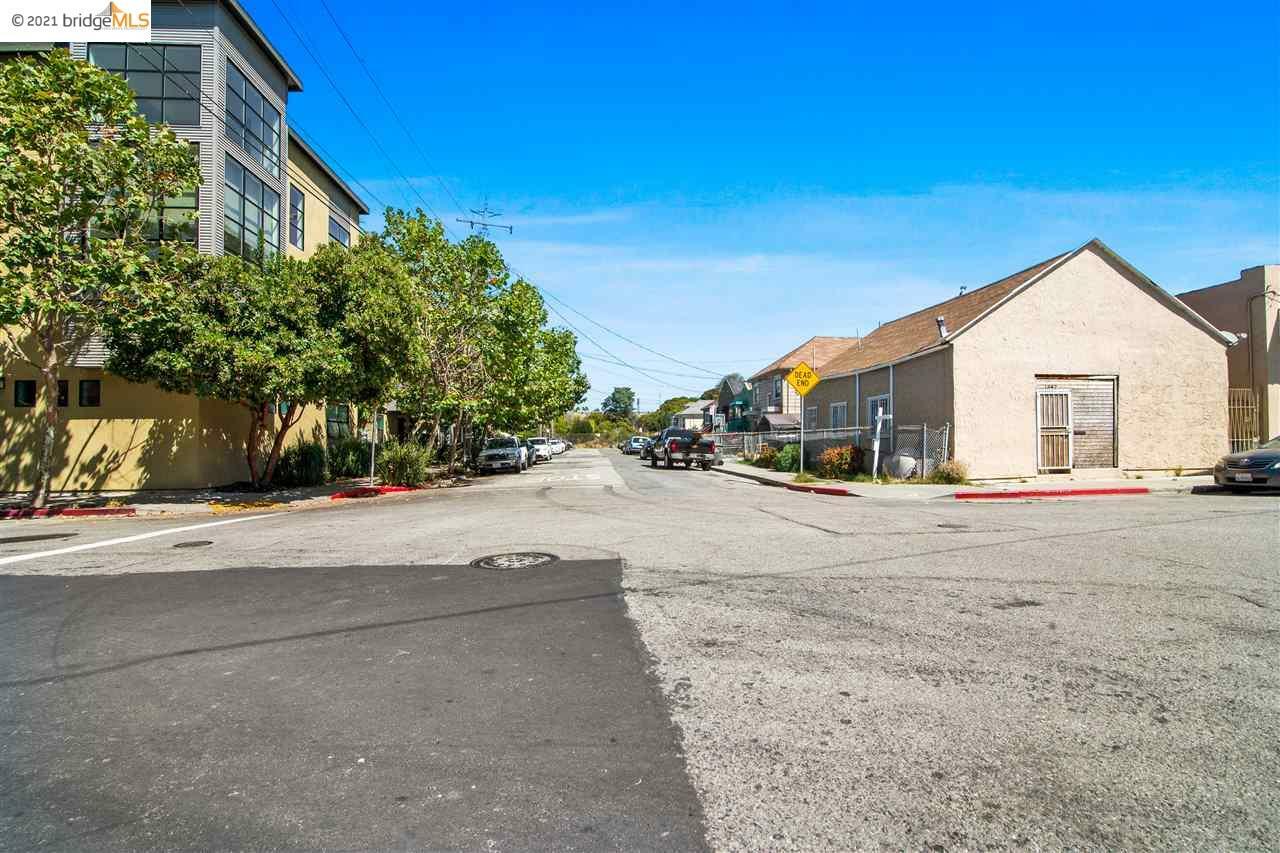 Property Photo:  1342 Fitzgerald St  CA 94608 