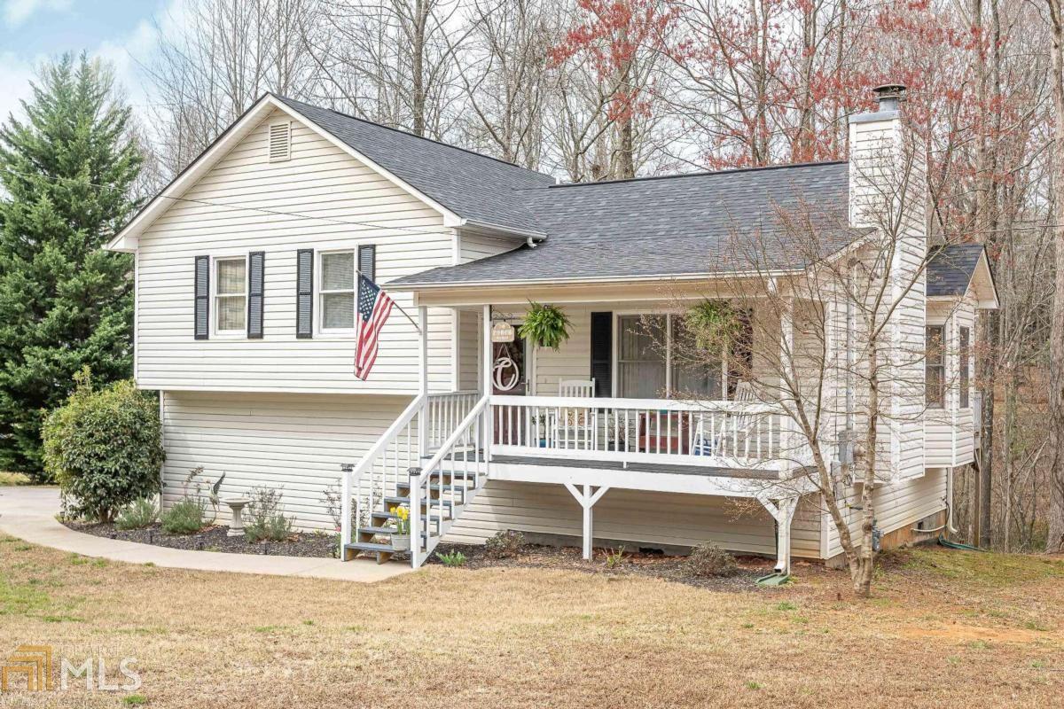 Property Photo: 229 Wesley Mill Ln GA 30180