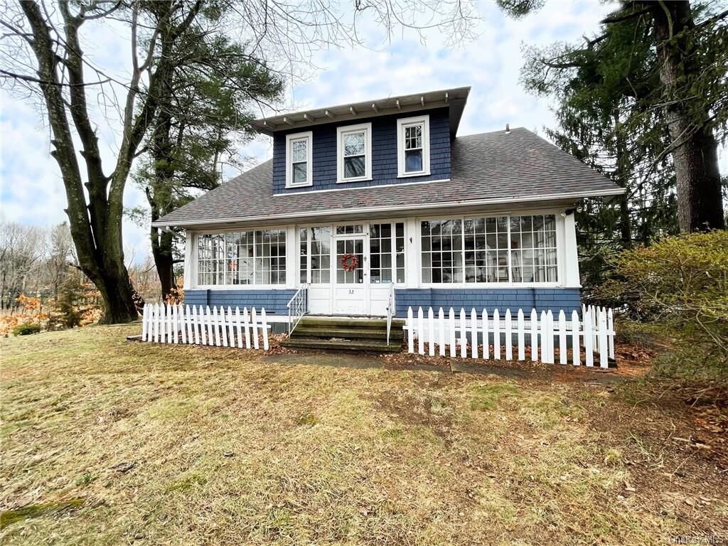 Property Photo:  32 Conklin Avenue  NY 10567 