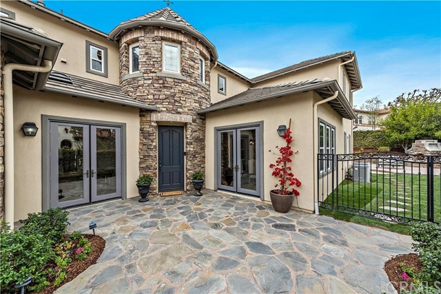 Property Photo: 9 Talbott Court CA 92694