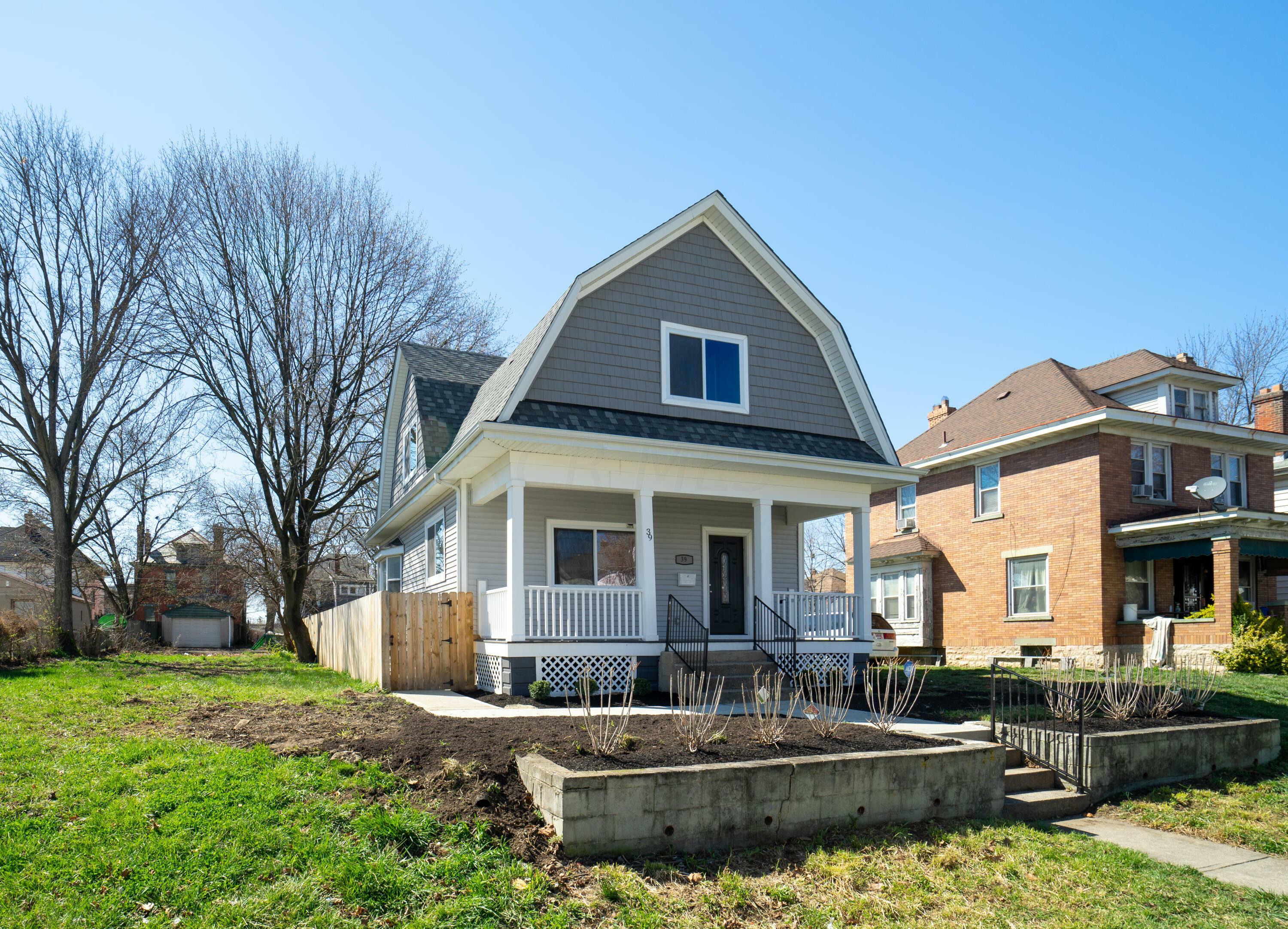 Property Photo: 39 N Warren Avenue OH 43204