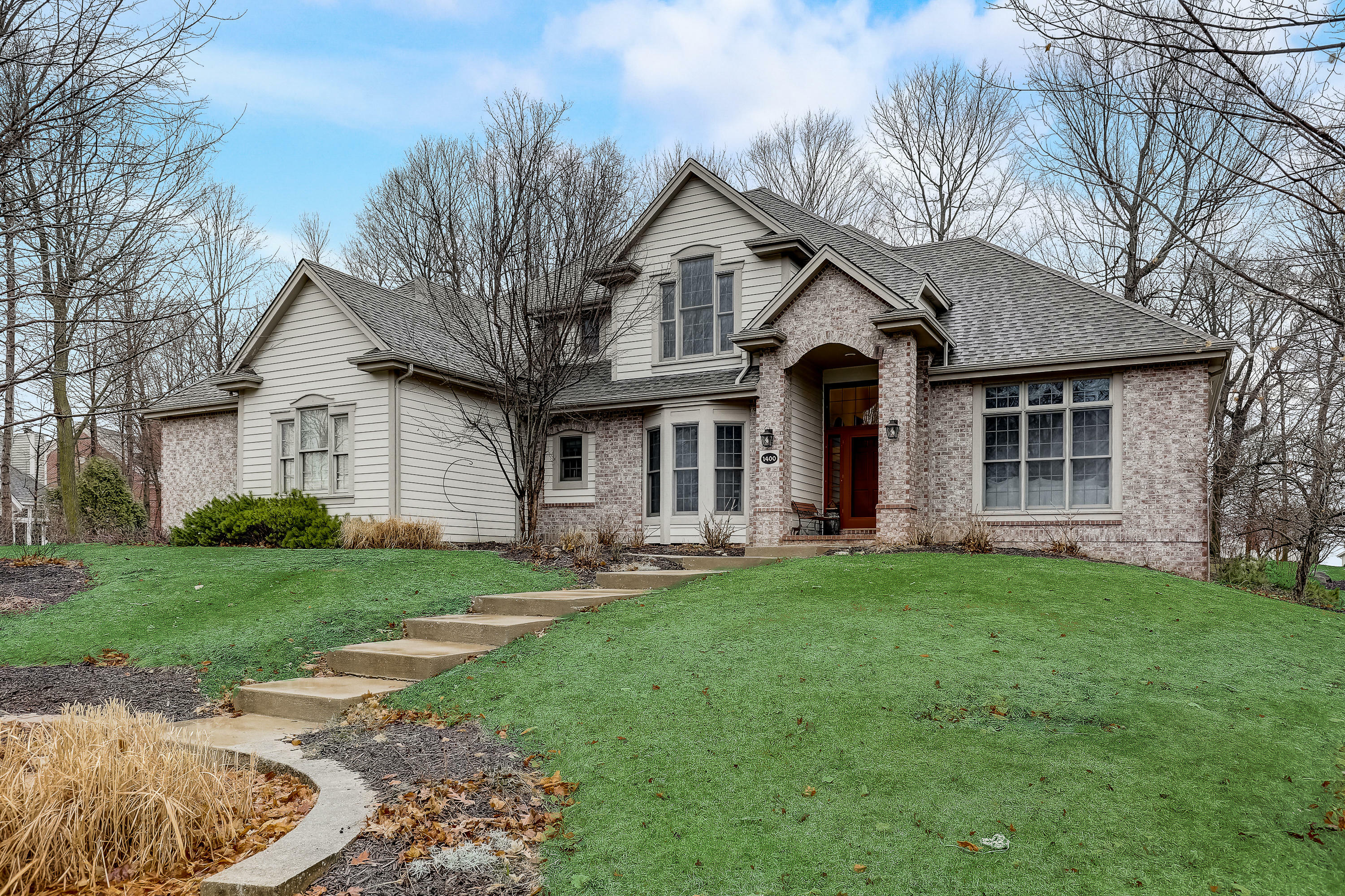 Property Photo: 1400 Schloemer Dr WI 53095