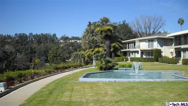 Property Photo:  101 N Grand Avenue 16  CA  