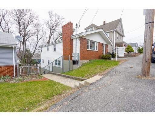 Property Photo: 289 Vane St MA 02151