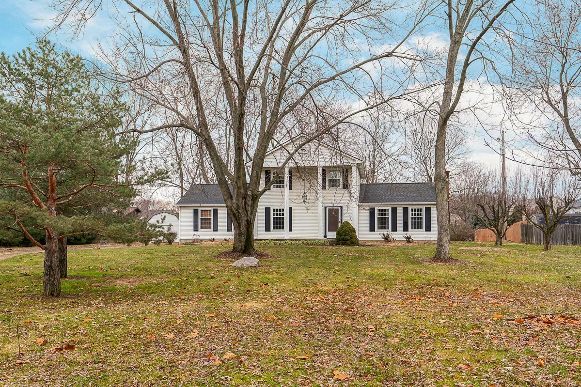 Property Photo: 6463 Maxtown Road OH 43082
