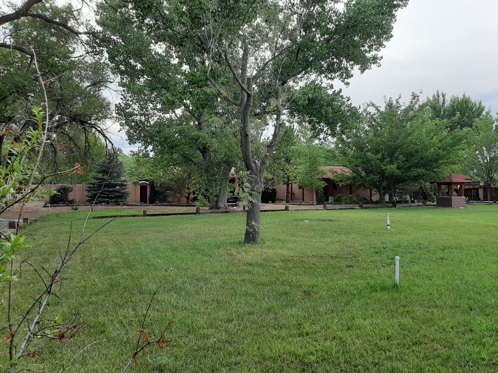 Property Photo:  812 Villa Guadalupe NW  NM 87114 