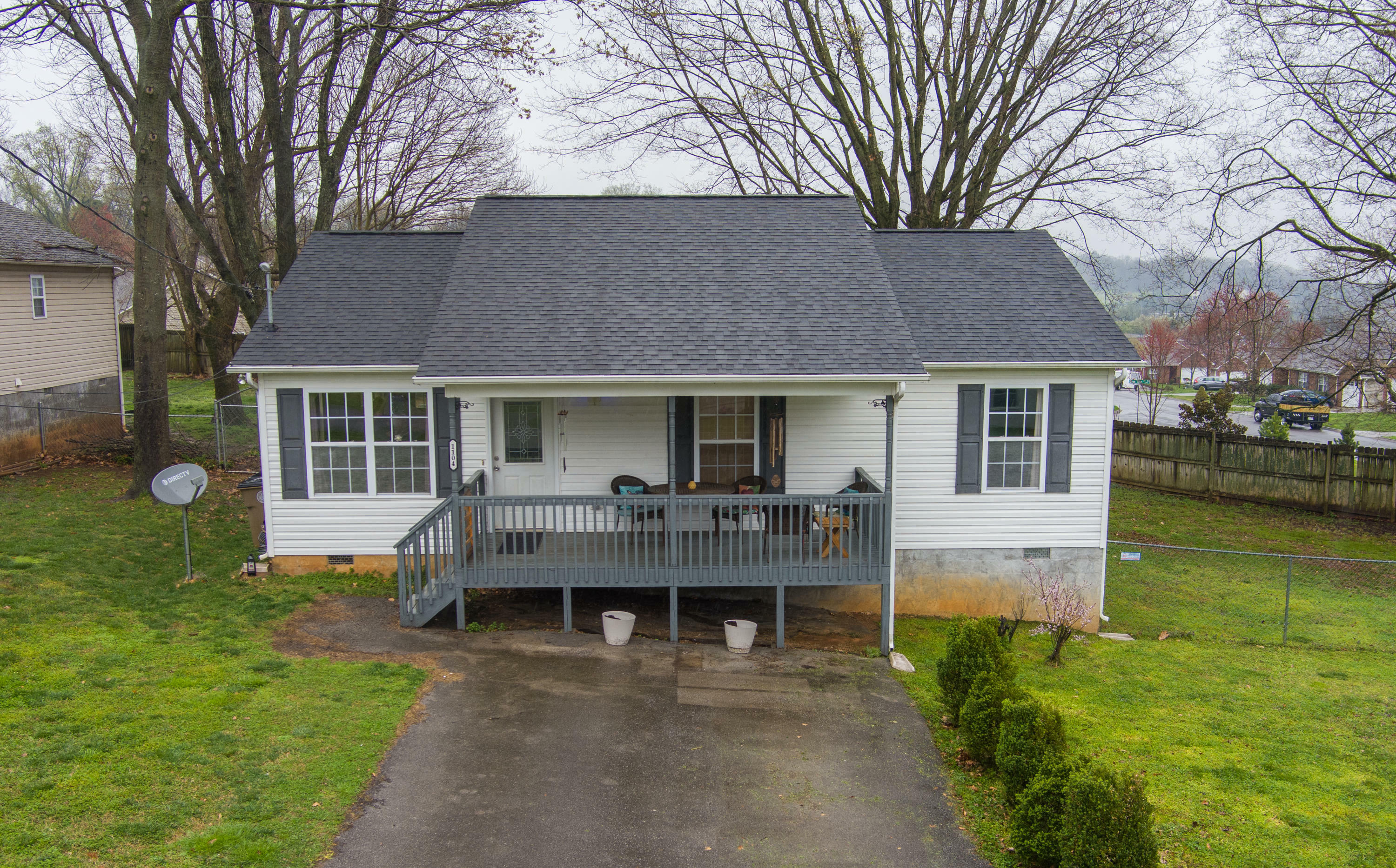 Property Photo:  1104 Payne Rd  TN 37914 