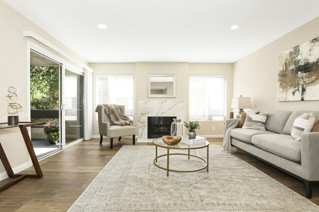 Property Photo: 1325 Valley View Road 203 CA 91202