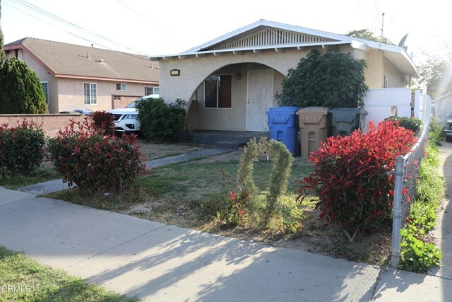 Property Photo:  218 S 7th Street  CA 93060 