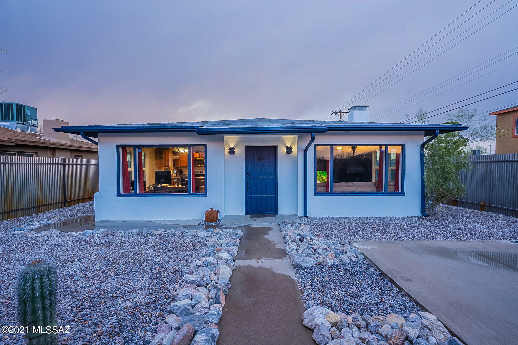 Property Photo:  1715 N 1st Avenue  AZ 85719 