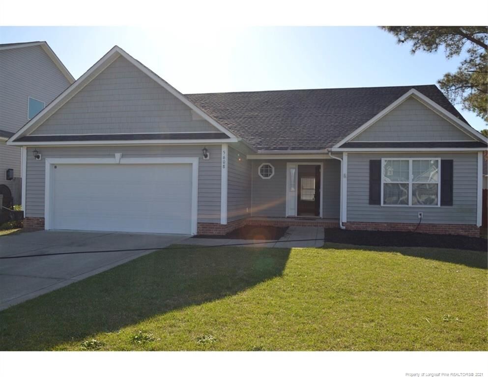 Property Photo:  5608 Seafield Lane  NC 28348 