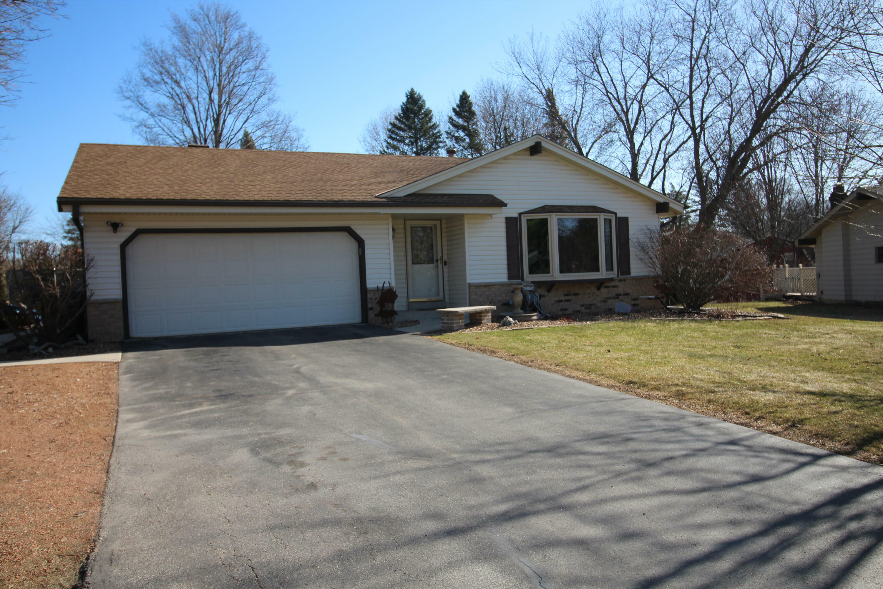 Property Photo: N81w14108 Titan Ct WI 53051