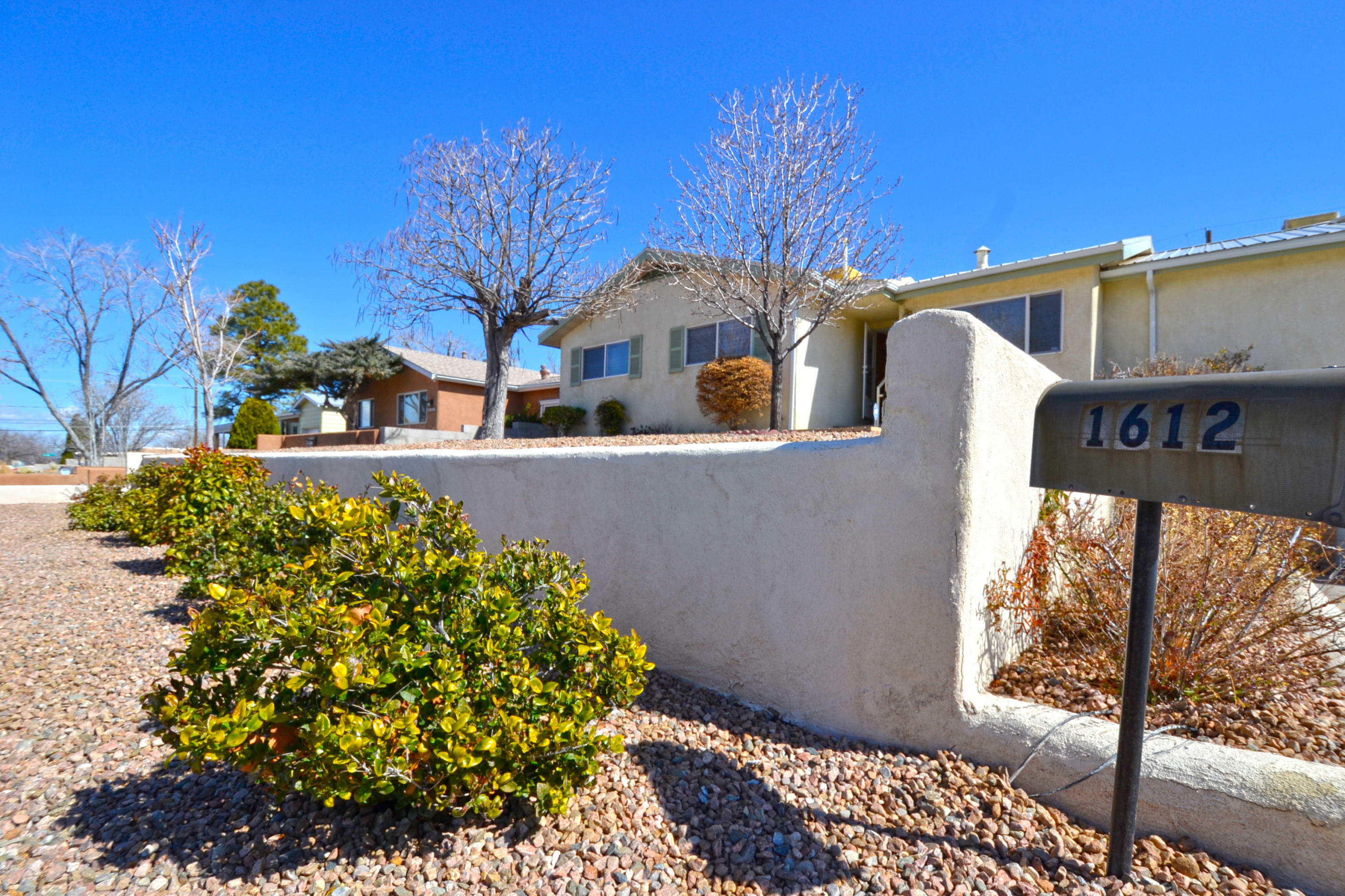 1612 Princeton Drive SE  Albuquerque NM 87106 photo