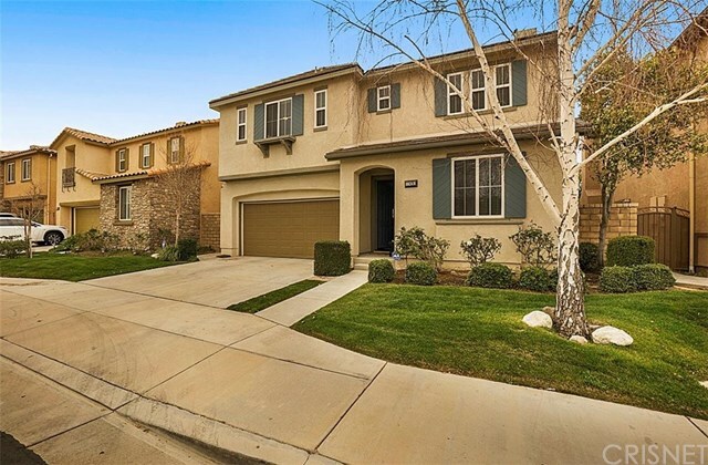 Property Photo:  17426 Blue Aspen Lane  CA 91387 