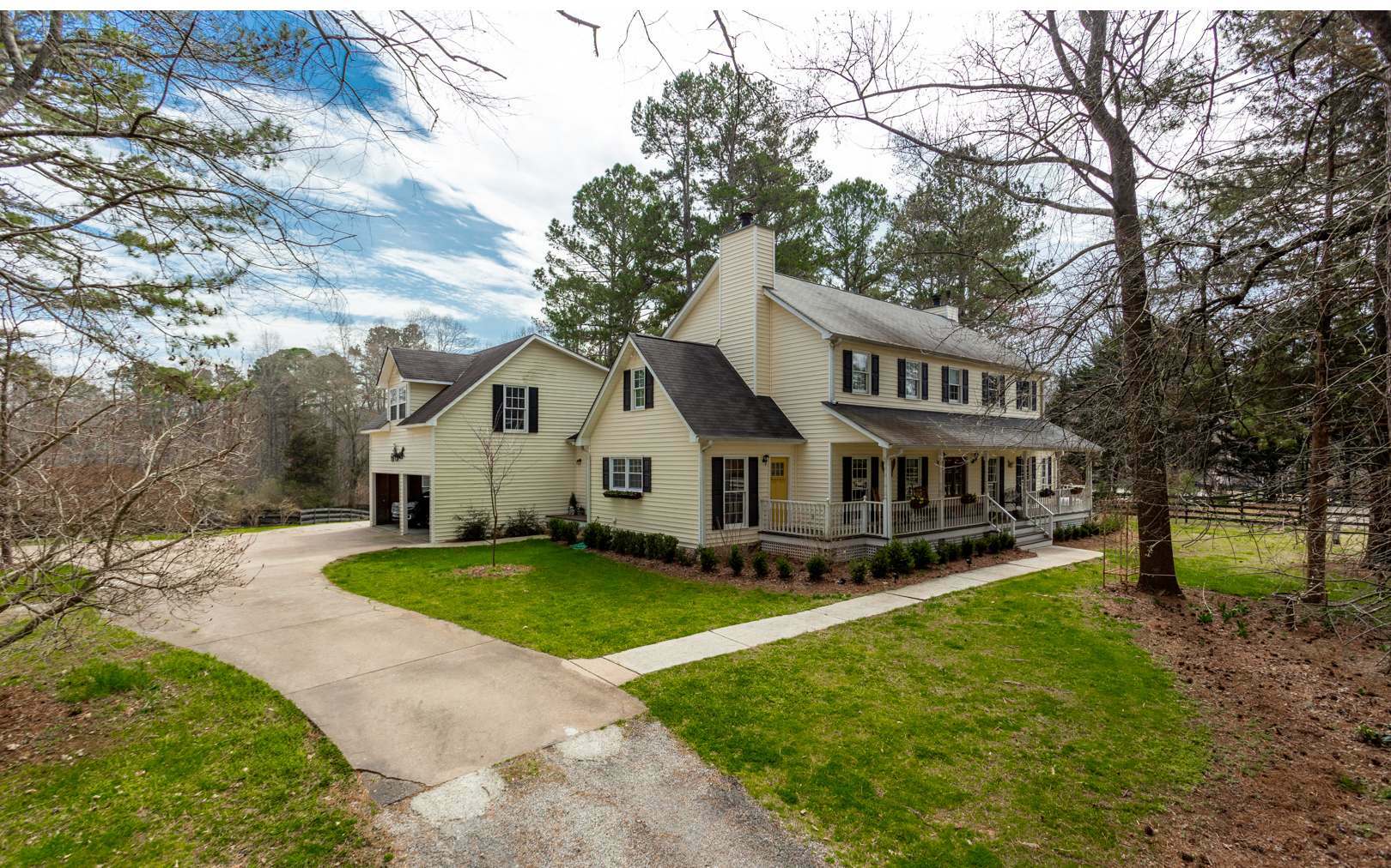 Property Photo:  7835 Silver Creek Road  GA 30534 