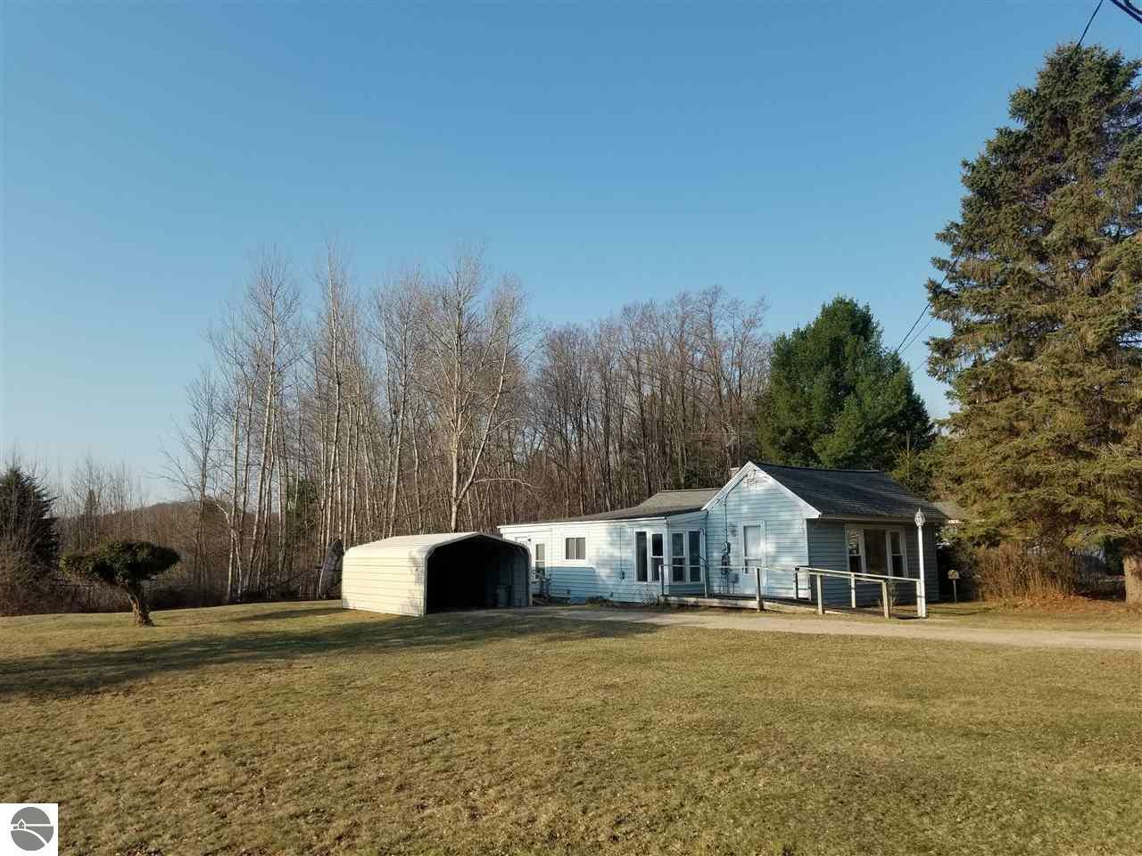 Property Photo: 932 Elm Street MI 49635