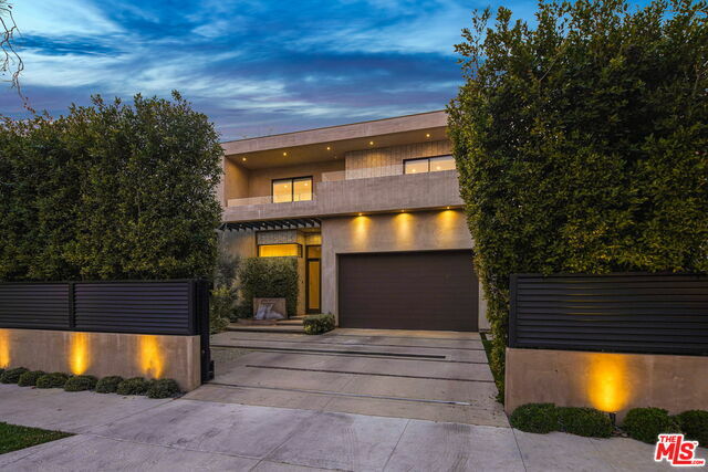 Property Photo: 653 S Orange Dr CA 90036
