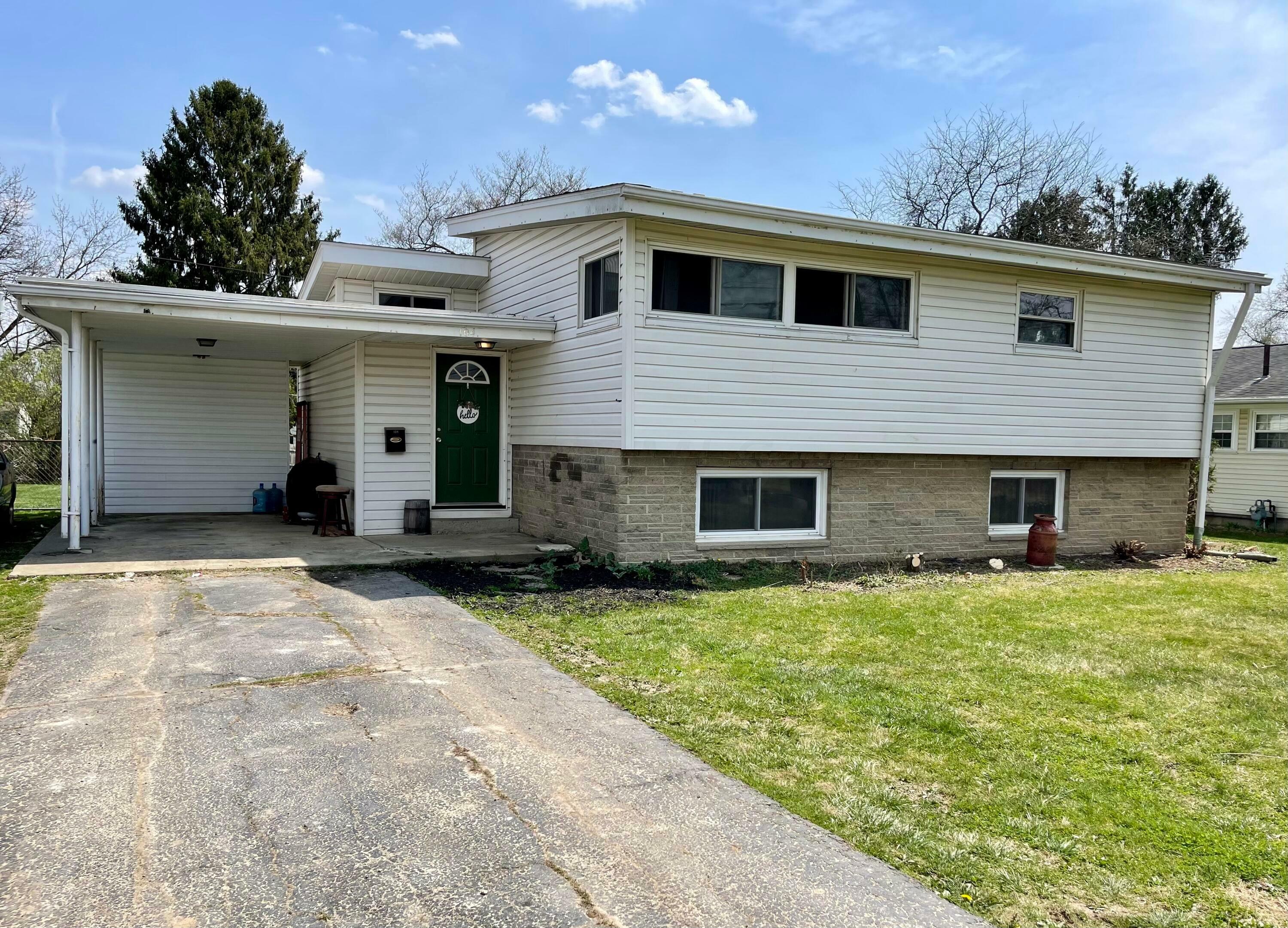 Property Photo: 104 N 40th Street OH 43055