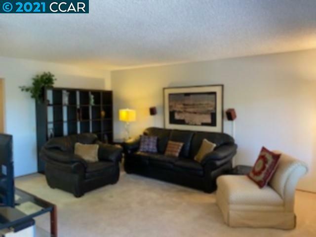 Property Photo:  1537 Canyonwood Ct. 4  CA 94595 