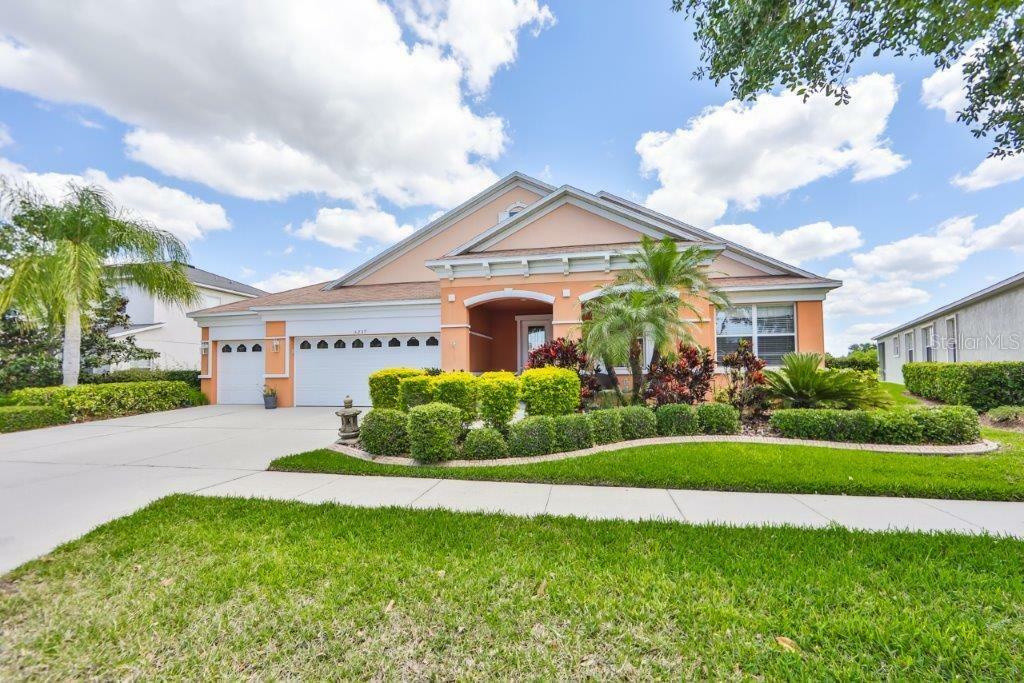 Property Photo:  5237 Moon Shell Drive  FL 33572 