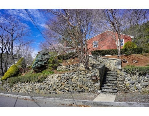Property Photo: 6 Richmond Rd MA 02478