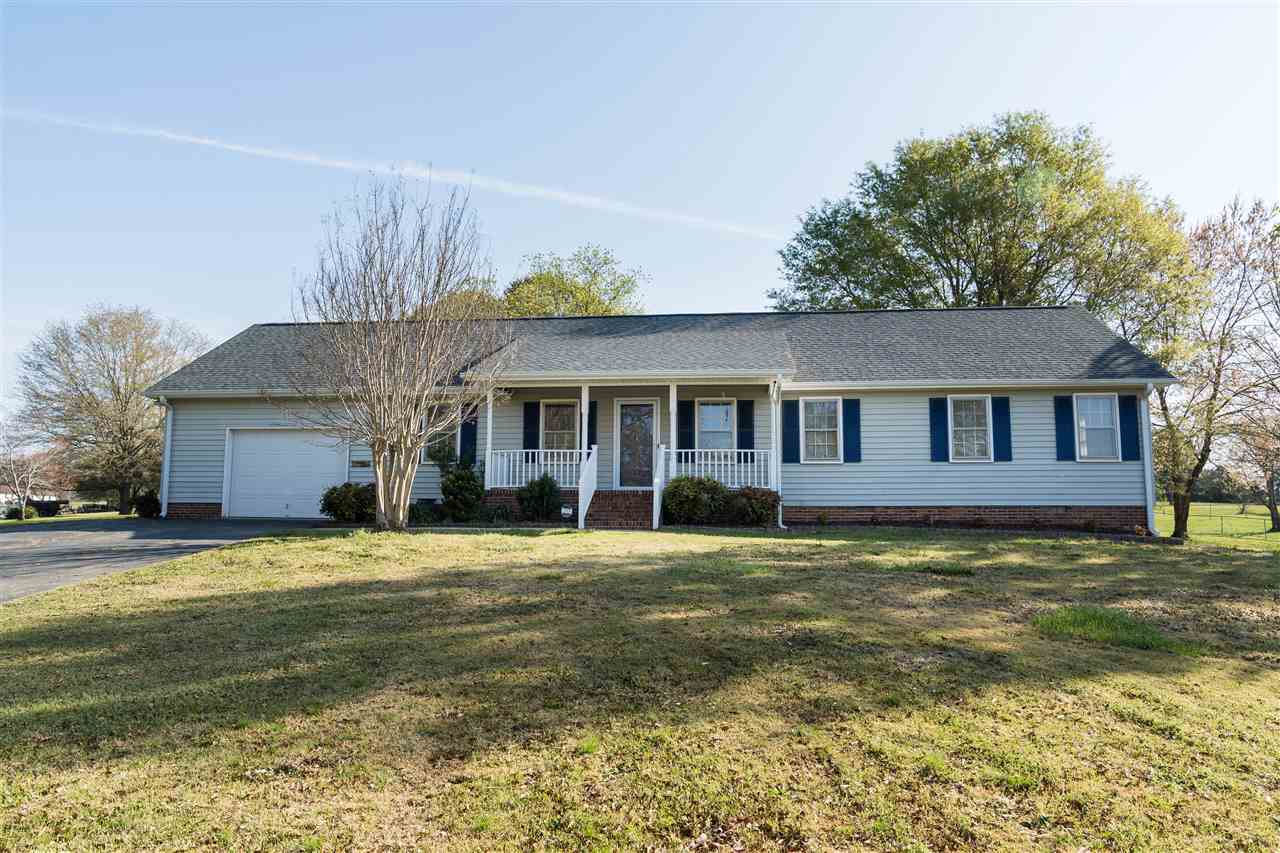 Property Photo:  105 Graystone Drive  SC 29369 