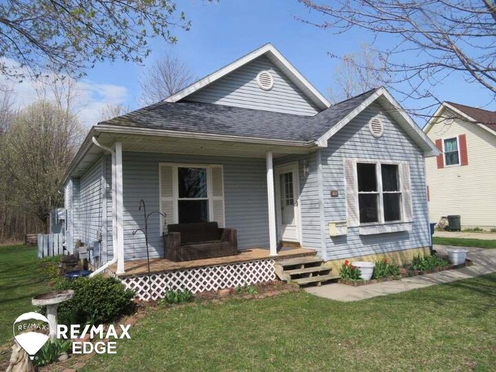 11603 Read Ave.  Mount Morris MI 48458 photo