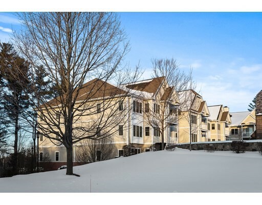 Property Photo: 160 Daniel Webster 223 NH 03060