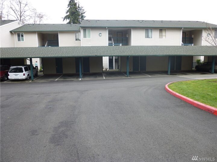 17431 Ambaum Blvd S 8  Burien WA 98148 photo