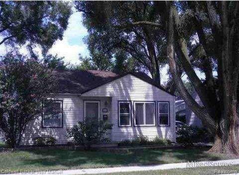 Property Photo:  1263 E Rowland Avenue  MI 48071 