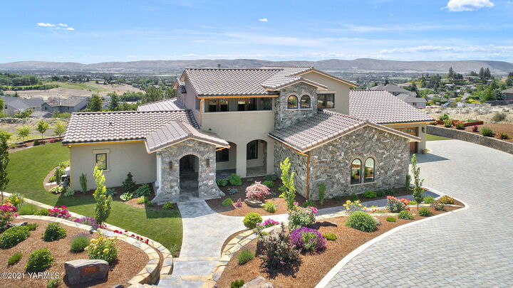 7902 Vista Pky  Yakima WA 98908 photo