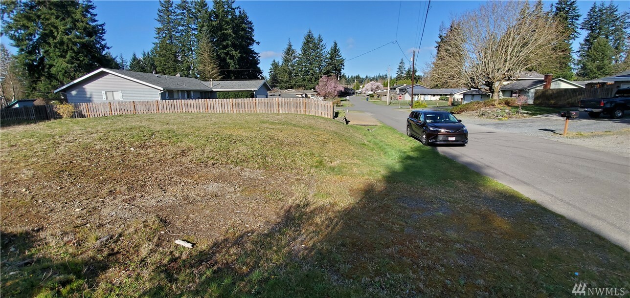 Property Photo:  2120 105th Place SE  WA 98208 