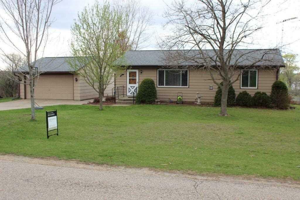 Property Photo:  W5930 Freedom Ct  WI 53949 