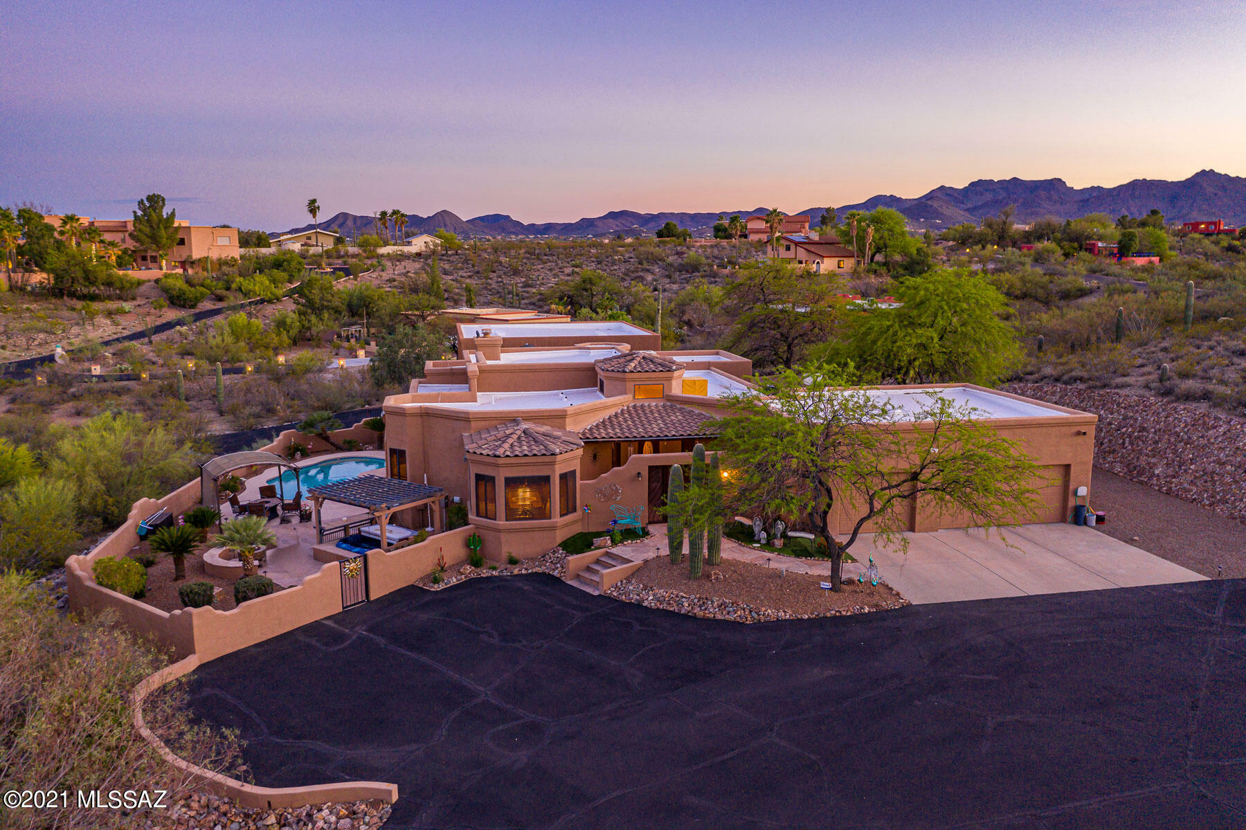 4661 N Barghout Place  Tucson AZ 85745 photo